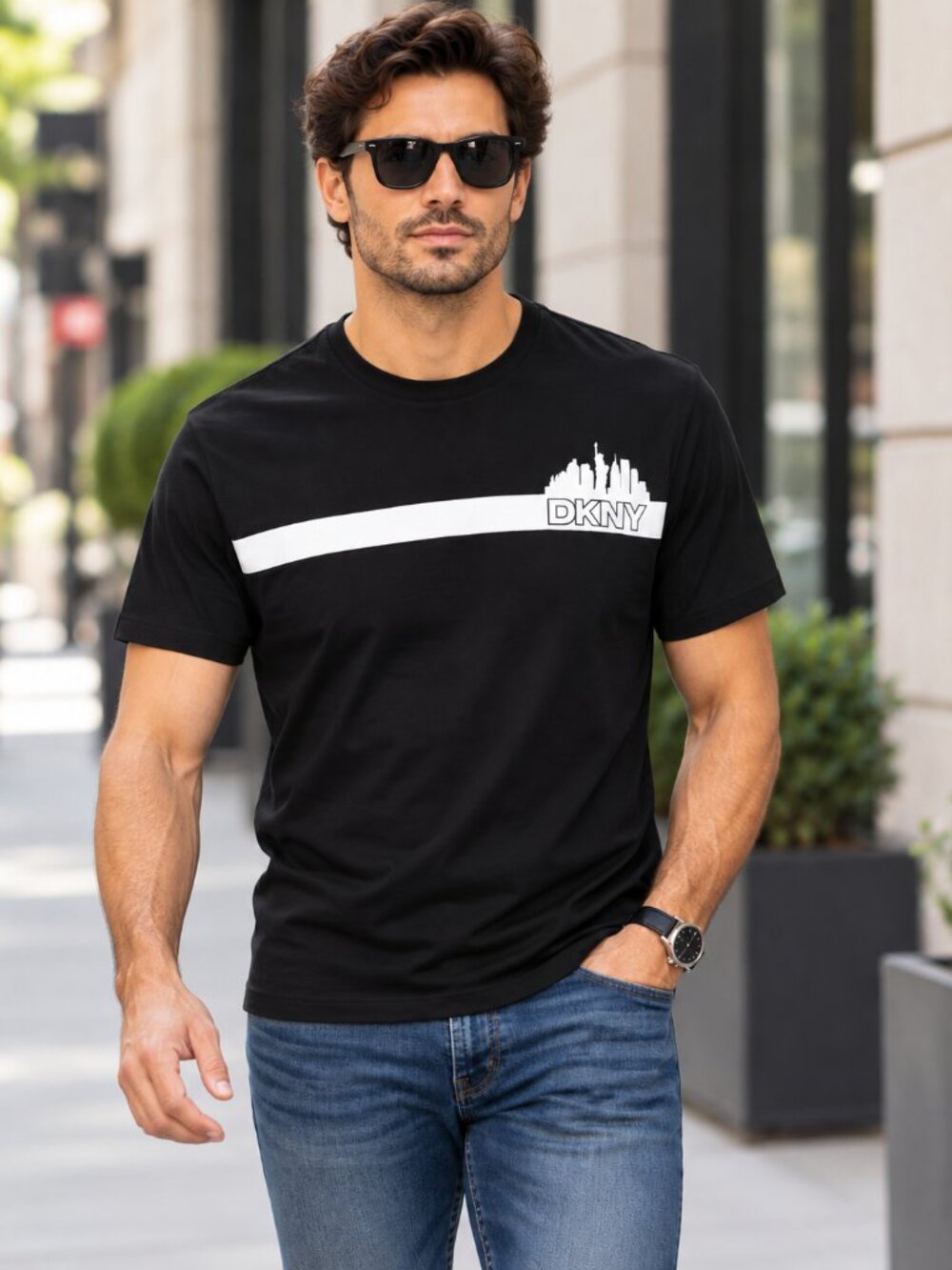 DKNY Men’s Black Skyline Logo Graphic Crew Neck T-Shirt Size M NWT